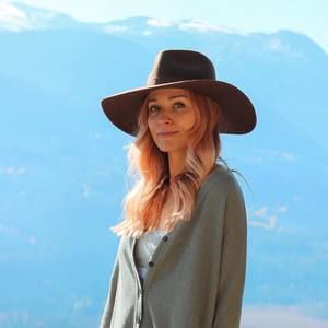 Meet your Posher, Amanda